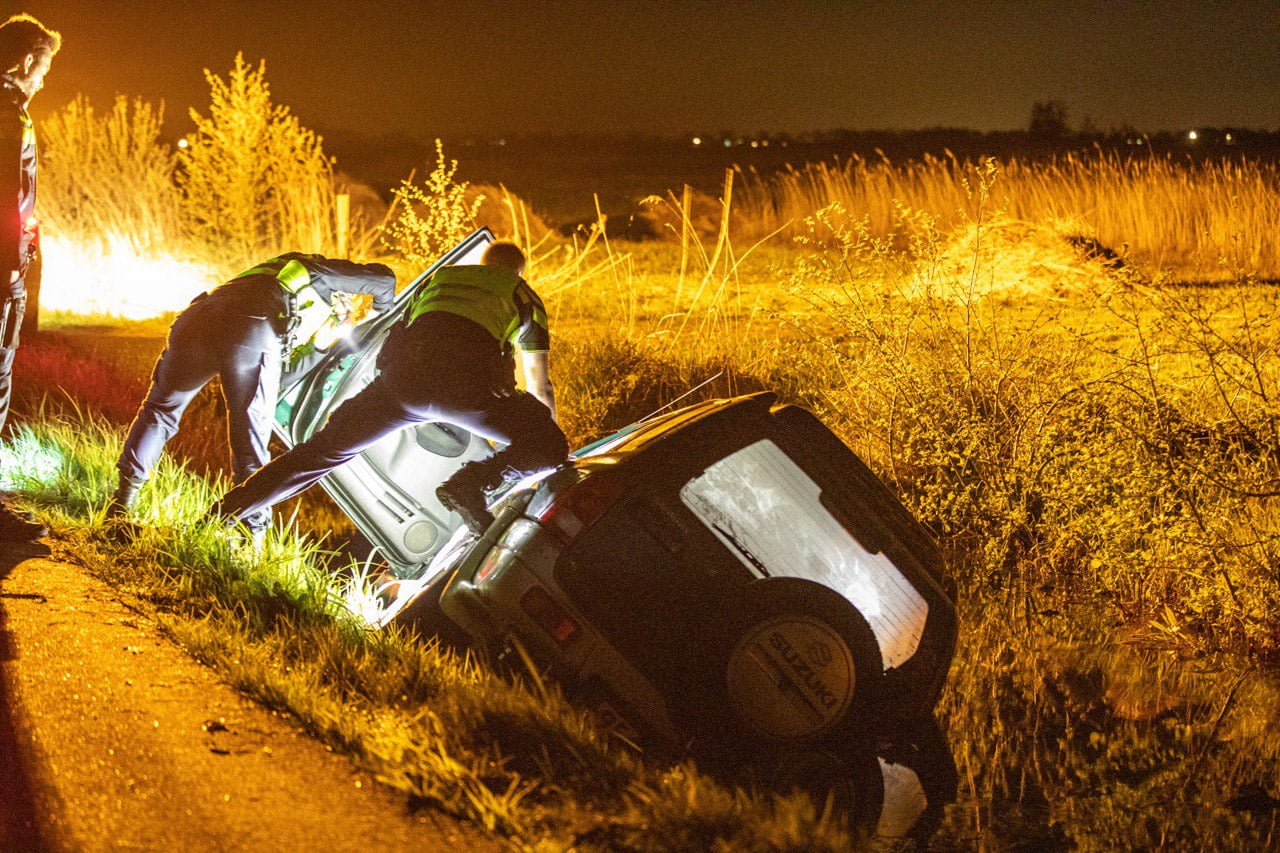 Bestuurder vlucht na eenzijdig ongeval
